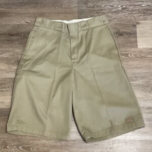 Dickies Men's Tan Flat Front Shorts